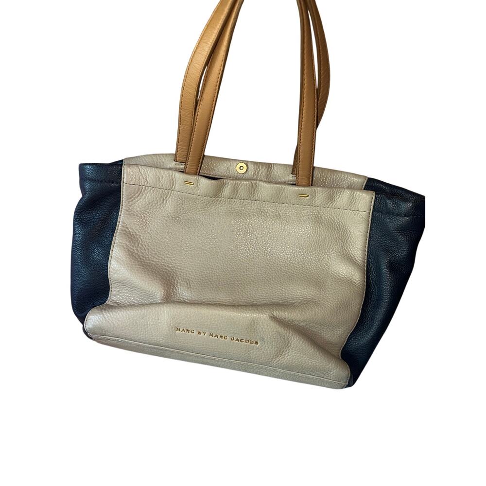 Marc by Marc Jacobs Leather Colorblock Tote Bag Cream Navy Tan Large Shoulder